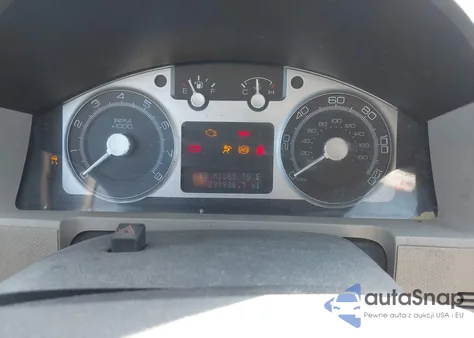 2009 Mercury Mariner I4 z USA, uszkodzony, nr VIN 4M2CU81799KJ17356